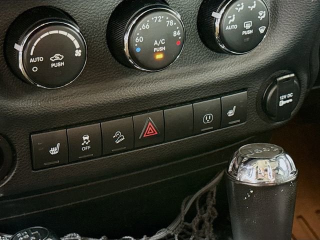 2014 Jeep Wrangler Unlimited Altitude