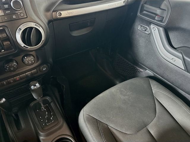 2016 Jeep Wrangler Unlimited Sahara