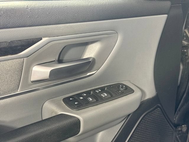 2019 RAM 1500 Big Horn/Lone Star Crew Cab 4x4 5'7" Box