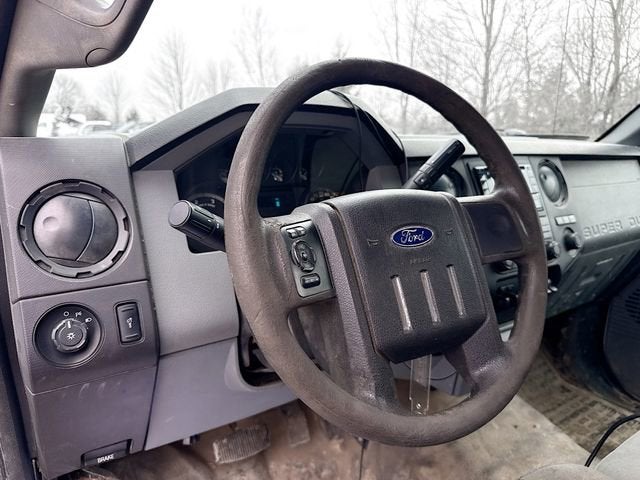 2012 Ford Super Duty F-550 DRW XL