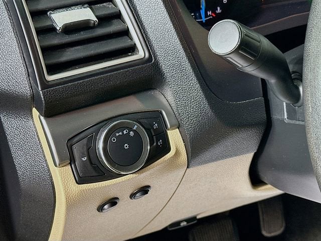 2016 Ford Explorer Base