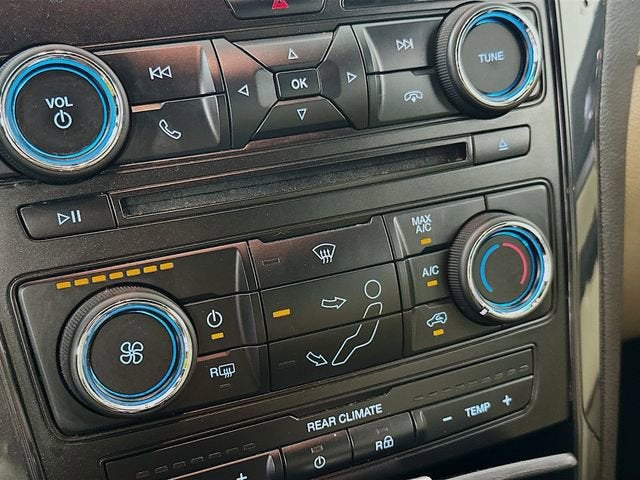 2016 Ford Explorer Base