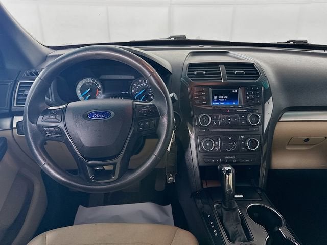 2016 Ford Explorer Base