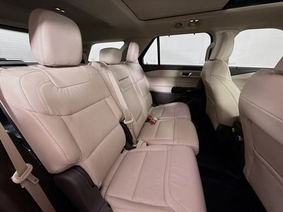 2021 Ford Explorer Platinum