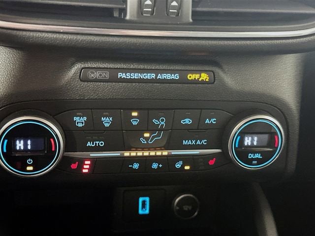 2020 Ford Escape Titanium Hybrid