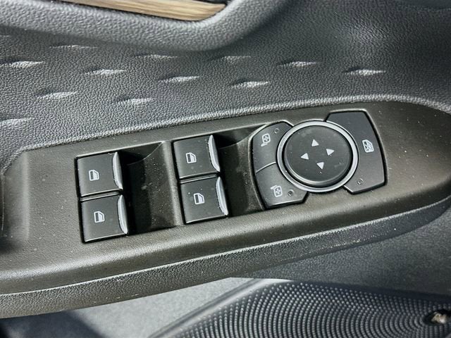 2020 Ford Escape Titanium Hybrid