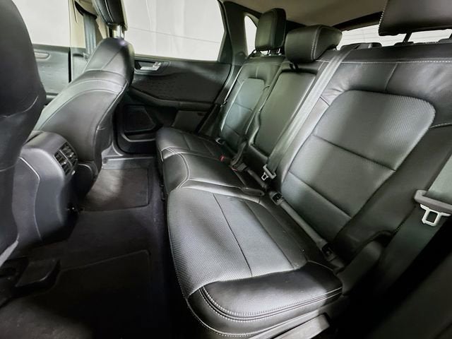 2020 Ford Escape Titanium Hybrid