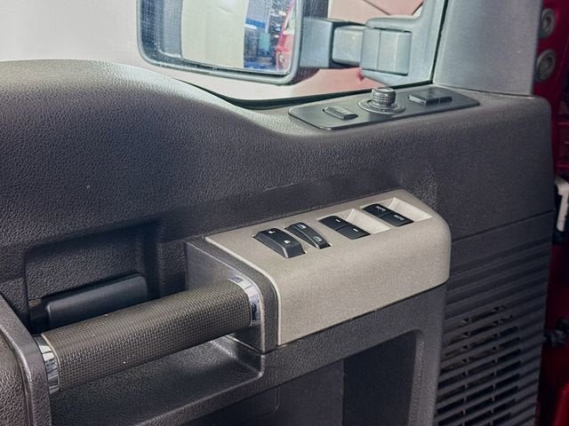2016 Ford Super Duty F-350 SRW Platinum