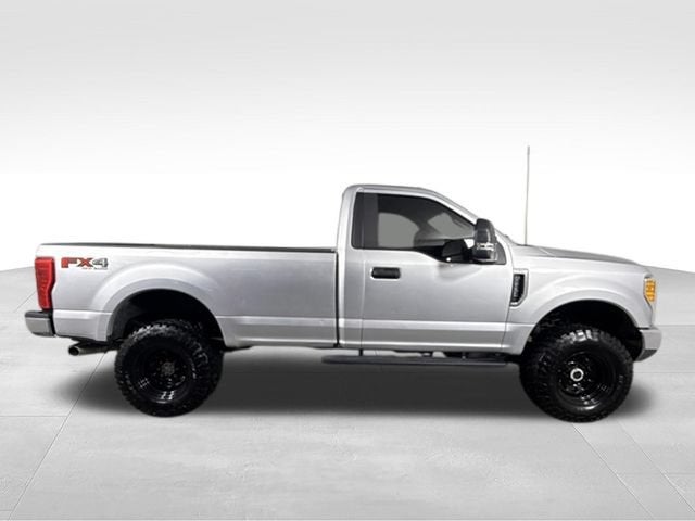 2017 Ford Super Duty F-250 SRW XLT