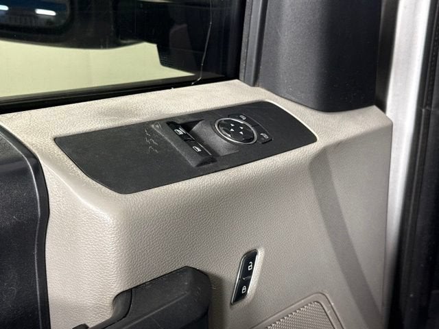 2017 Ford Super Duty F-250 SRW XLT
