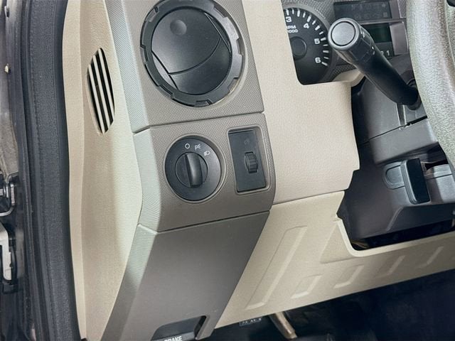 2010 Ford Super Duty F-250 SRW XL