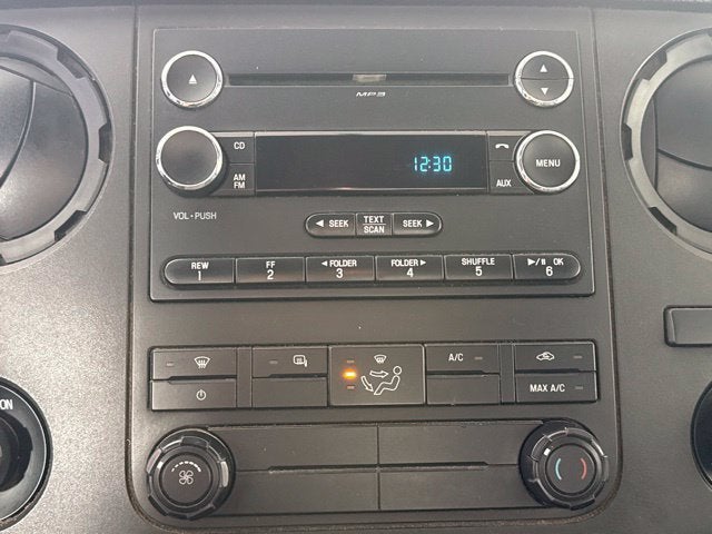 2015 Ford Super Duty F-350 SRW XL