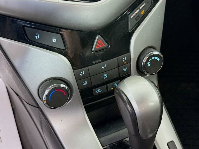 2012 Chevrolet Cruze LT w/1LT