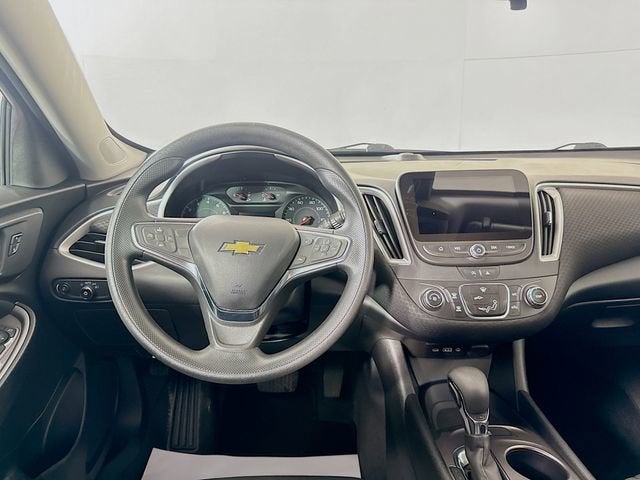 2021 Chevrolet Malibu LS