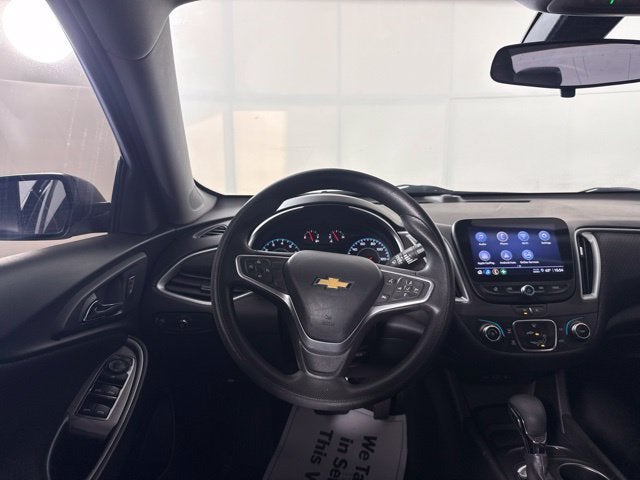 2022 Chevrolet Malibu LS