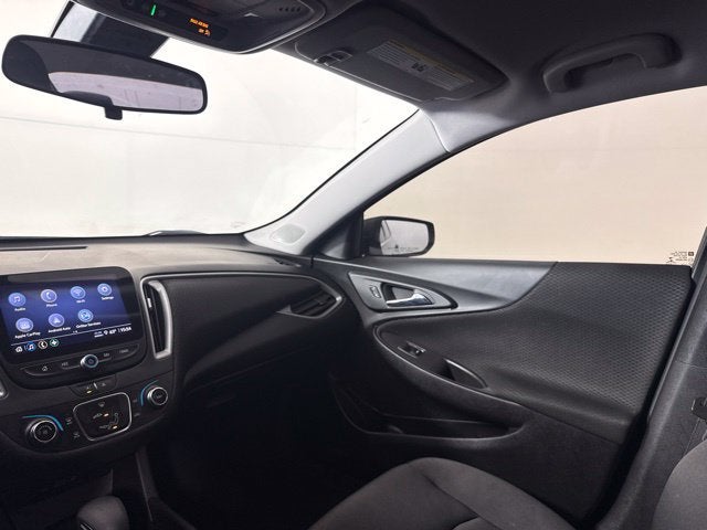 2022 Chevrolet Malibu LS