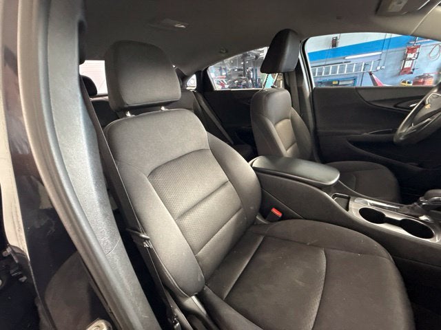 2022 Chevrolet Malibu LS