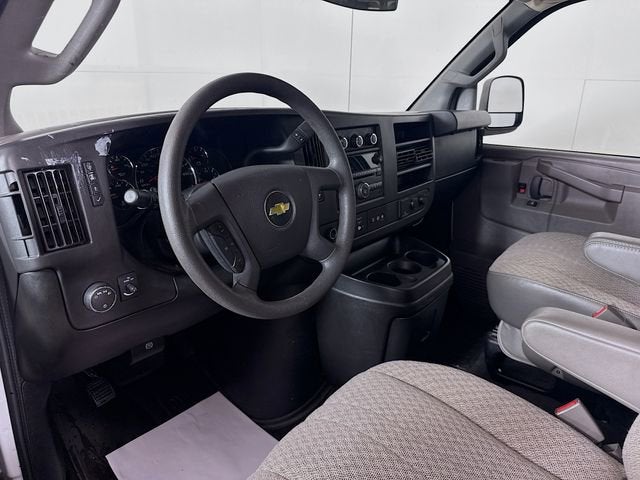 2017 Chevrolet Express Passenger 2500 LT