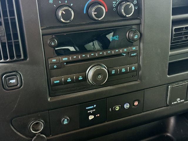 2017 Chevrolet Express Passenger 2500 LT