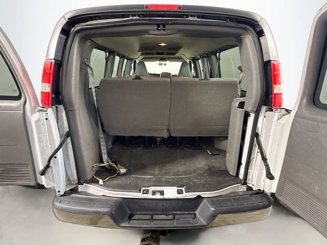 2017 Chevrolet Express Passenger 2500 LT