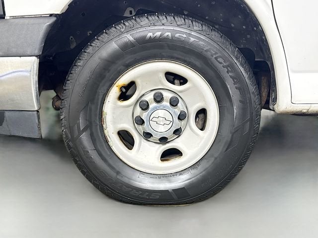 2017 Chevrolet Express Passenger 2500 LT