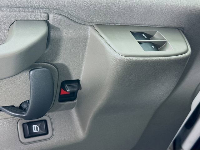 2019 Chevrolet Express Passenger 3500 LS