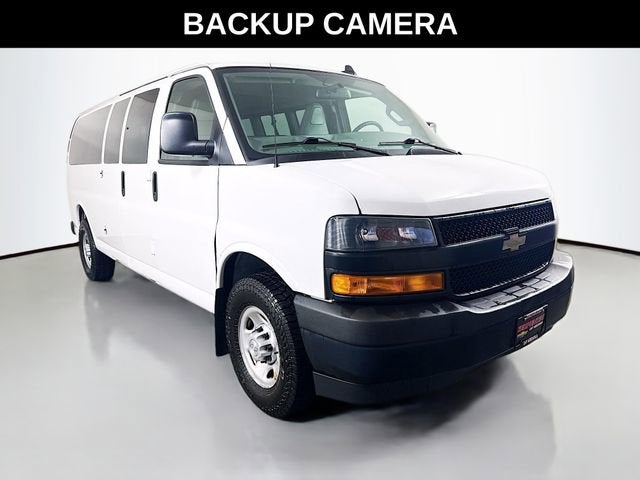 2019 Chevrolet Express Passenger 3500 LS