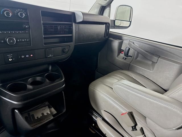 2019 Chevrolet Express Passenger 3500 LS