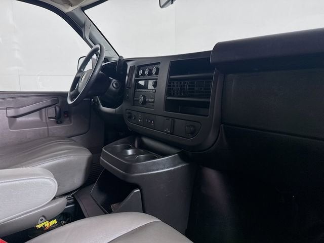 2019 Chevrolet Express Passenger 3500 LS