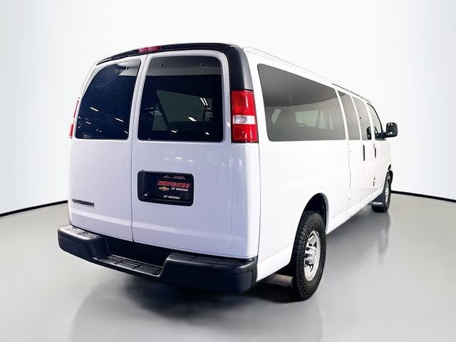 2019 Chevrolet Express Passenger 3500 LS