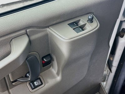 2020 Chevrolet Express Passenger 3500 1LT