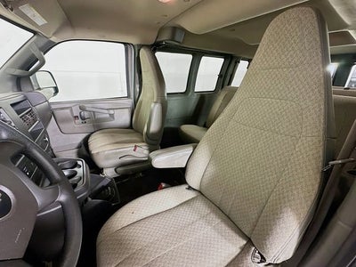 2020 Chevrolet Express Passenger 3500 1LT