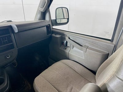 2020 Chevrolet Express Passenger 3500 1LT