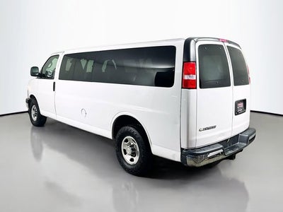 2020 Chevrolet Express Passenger 3500 1LT