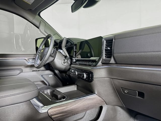 2025 Chevrolet Silverado 3500 HD LTZ DRW