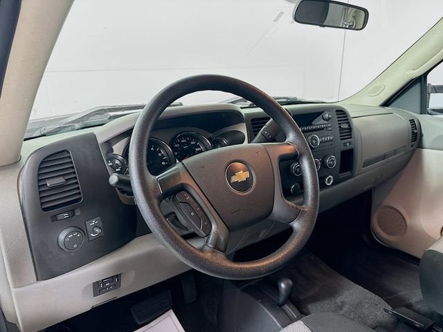 2009 Chevrolet Silverado 3500 HD SRW Work Truck