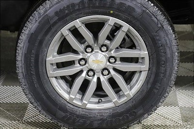 2025 Chevrolet Colorado WT/LT