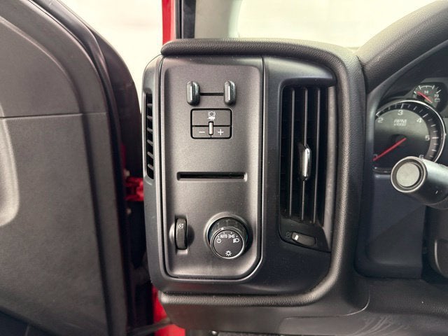 2018 Chevrolet Silverado 1500 Custom