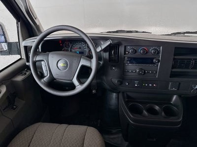 2025 Chevrolet Express Cargo WT