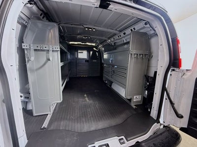 2025 Chevrolet Express Cargo WT