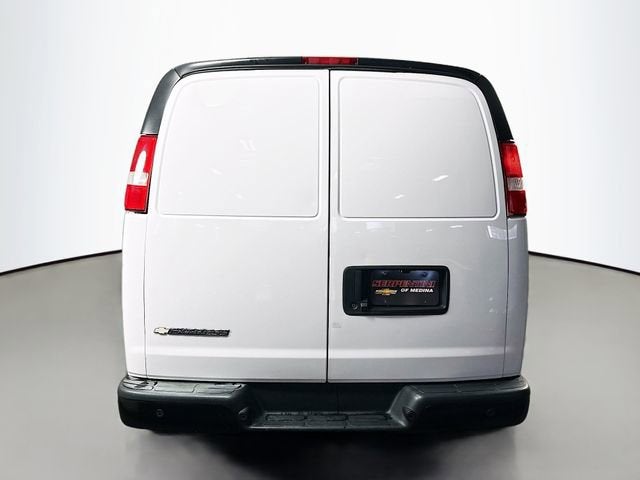 2021 Chevrolet Express Cargo 2500 WT