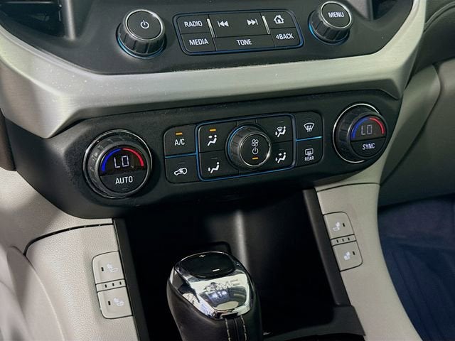 2018 GMC Acadia SLT