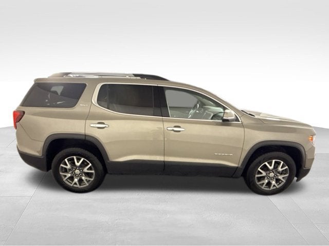 2022 GMC Acadia SLT