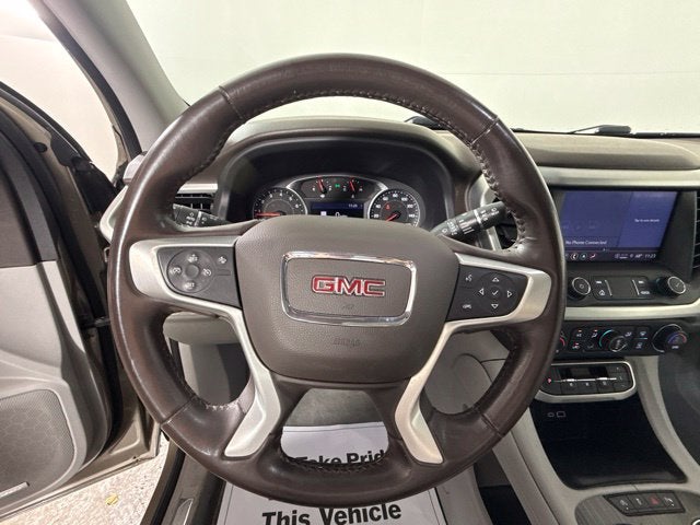 2022 GMC Acadia SLT