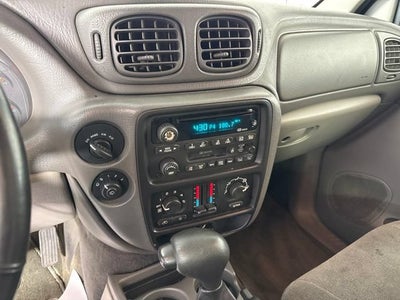 2002 Chevrolet Trailblazer LS
