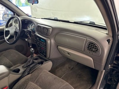 2002 Chevrolet Trailblazer LS