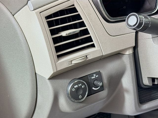 2009 Chevrolet Traverse LT w/1LT