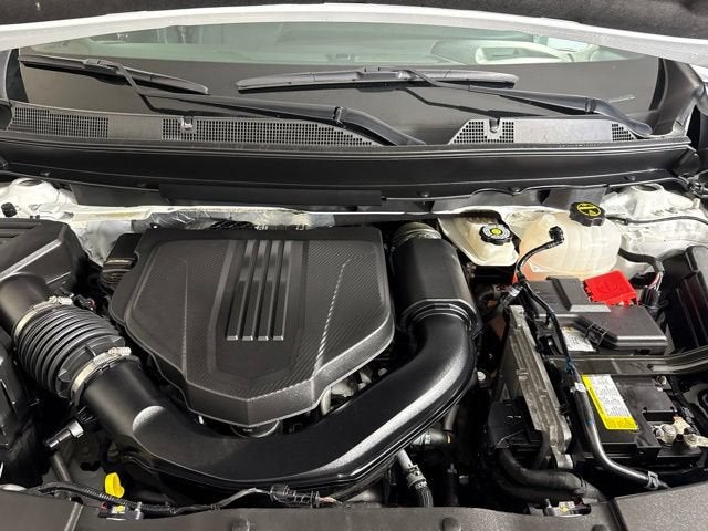 2024 Chevrolet Traverse LS