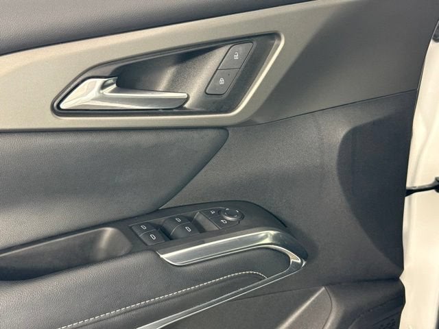 2024 Chevrolet Traverse LS
