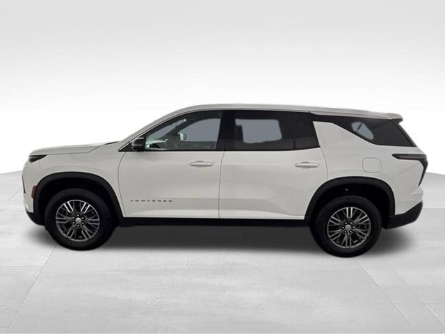 2024 Chevrolet Traverse LS